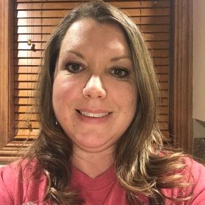 Meet your Posher, Leslee